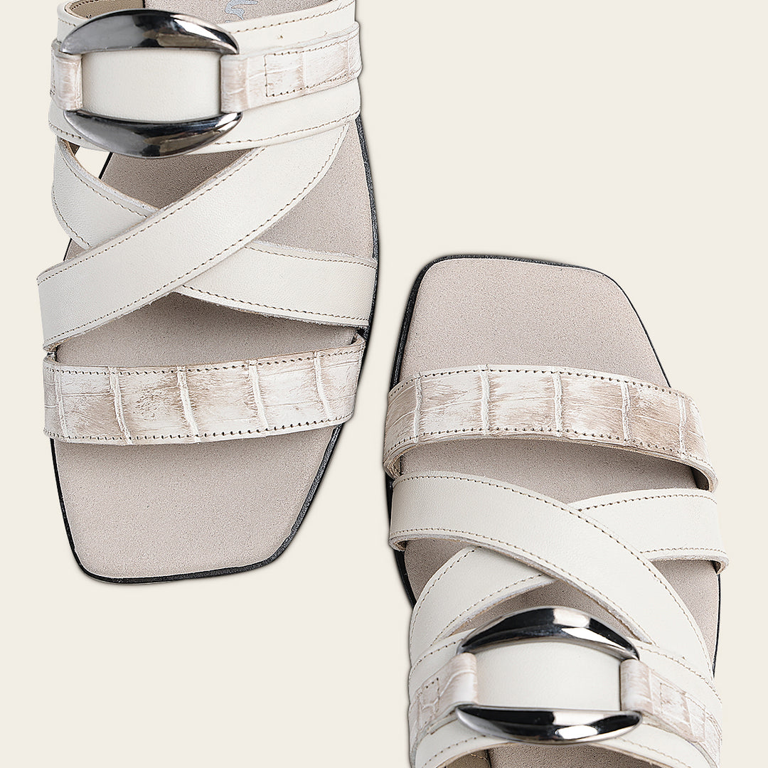 Sandalia en piel genuina de nilóticus para dama