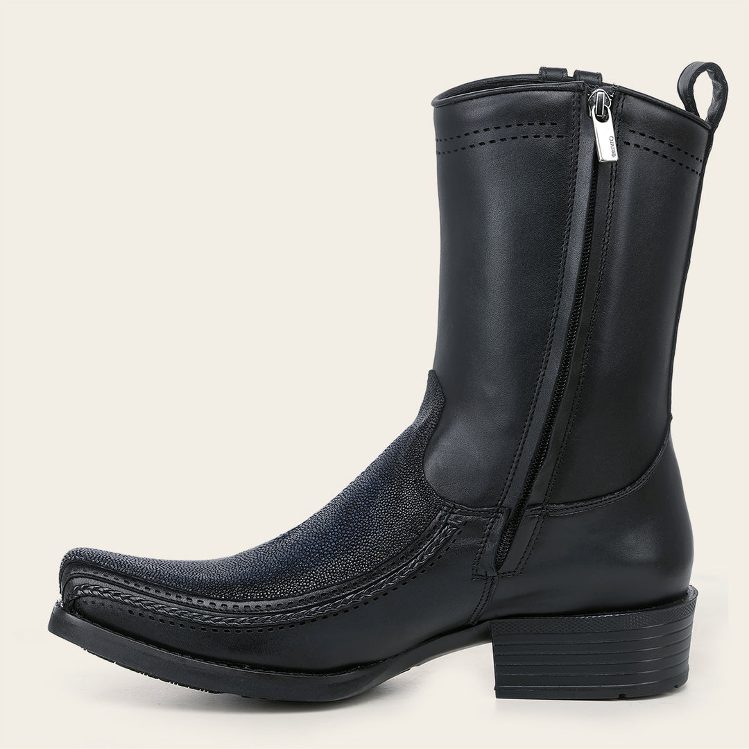Bota urbana en piel genuina de mantarraya para caballero