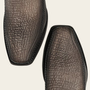 Bota urbana en piel genuina de tiburón para caballero