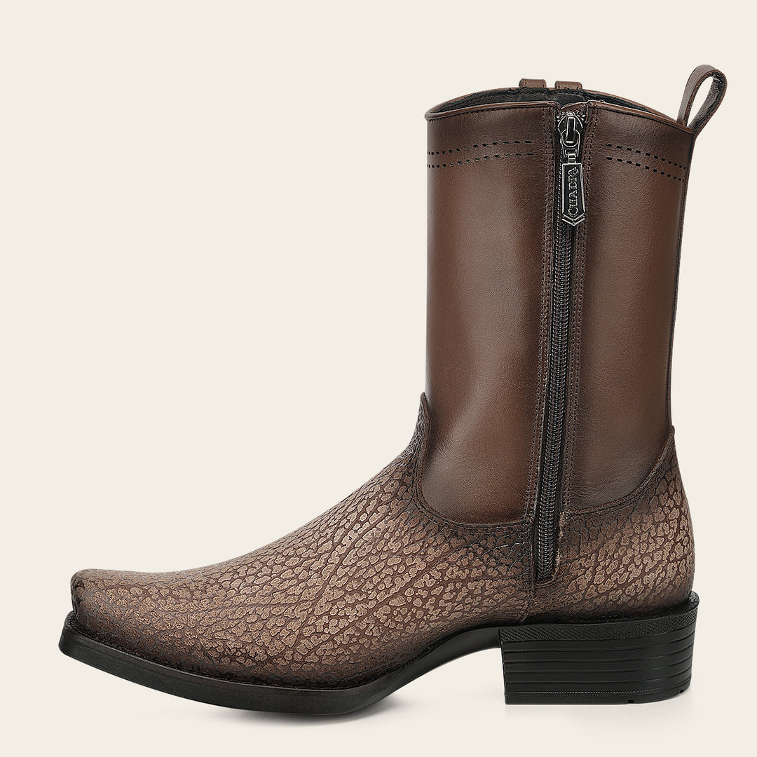 Bota urbana en piel genuina de bisonte para caballero