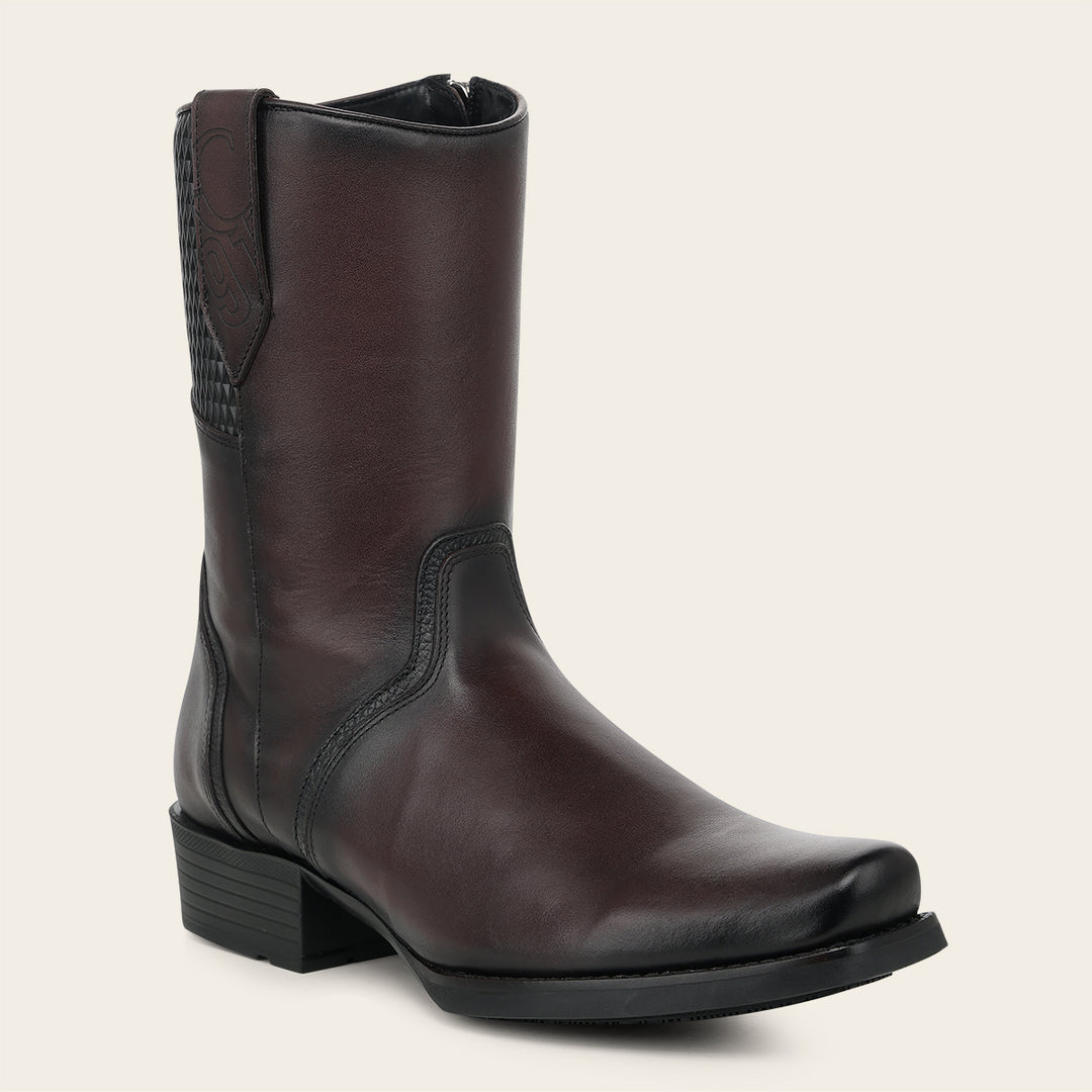 Bota urbana en piel genuina de bovino para caballero