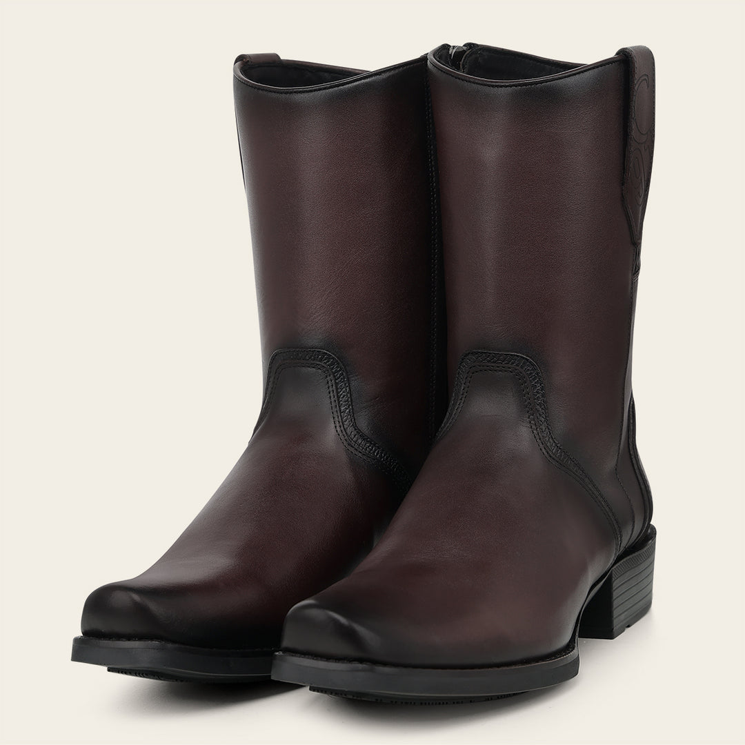 Bota urbana en piel genuina de bovino para caballero