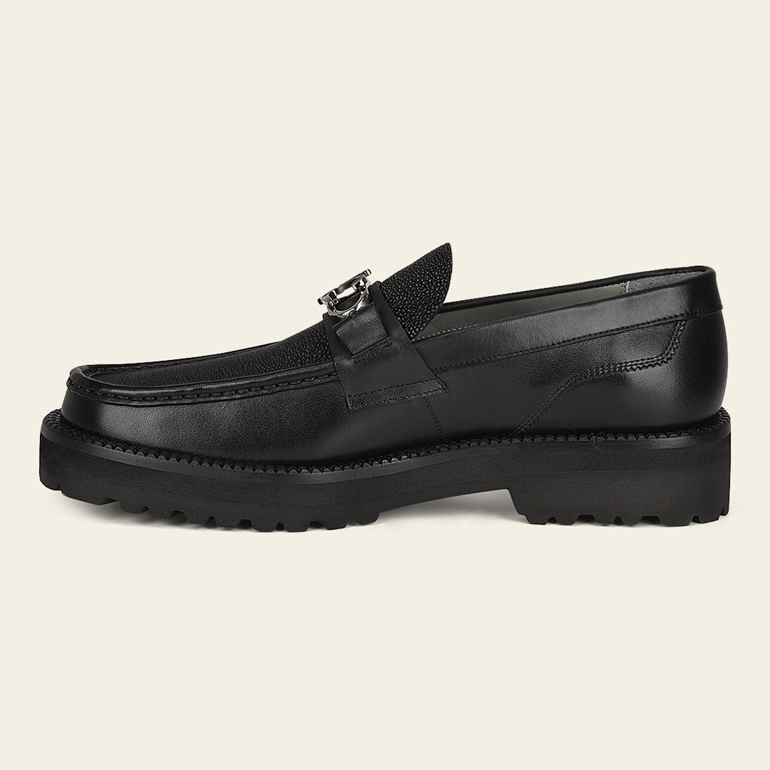 Loafers para caballero en piel genuina de mantarraya