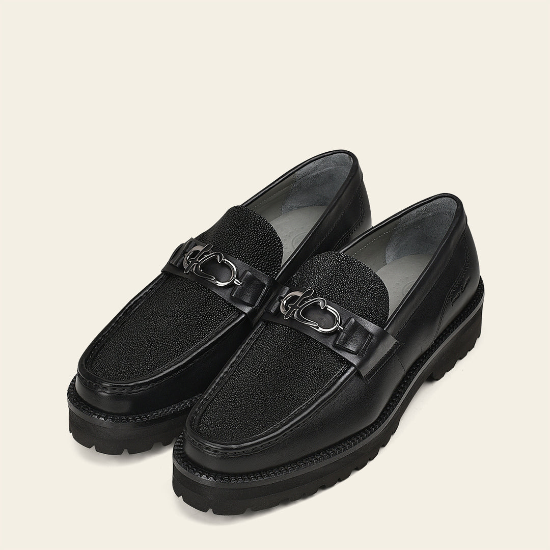 Loafers para caballero en piel genuina de mantarraya