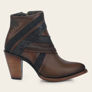 Botín tradicional para dama en piel genuina Botas y Botines 