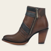 Botín tradicional para dama en piel genuina Botas y Botines 