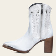 Botín tradicional en piel genuina para dama Botas y Botines 