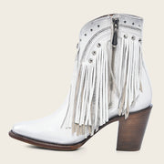 Botín tradicional en piel genuina para dama Botas y Botines 