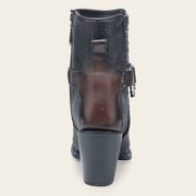 Botín biker en piel genuina para dama Botas y Botines 