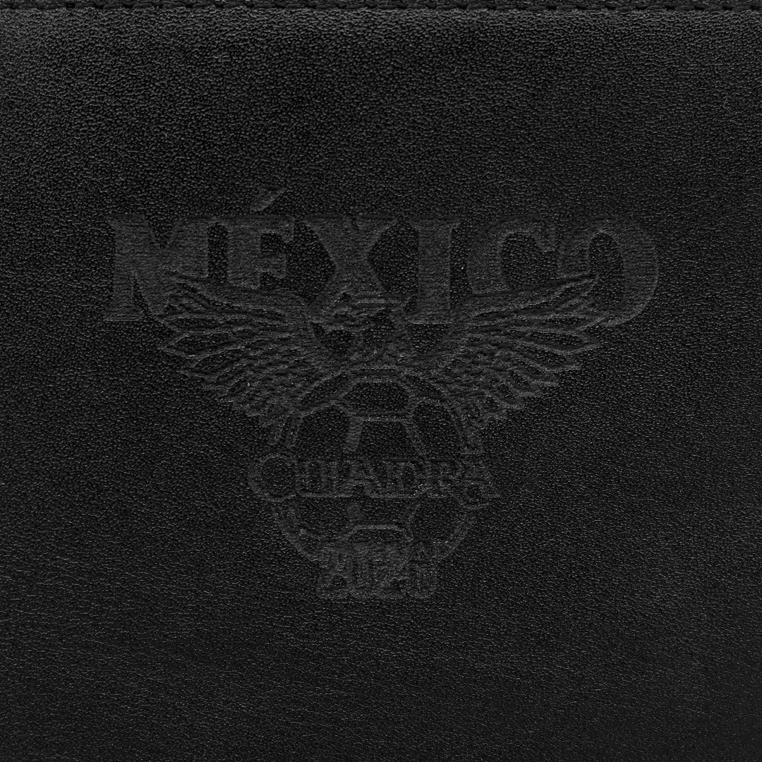 Portapasoporte en piel genuina de alligator para caballero edición limitada 2026