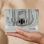 Cartera en piel genuina de pitón para dama
