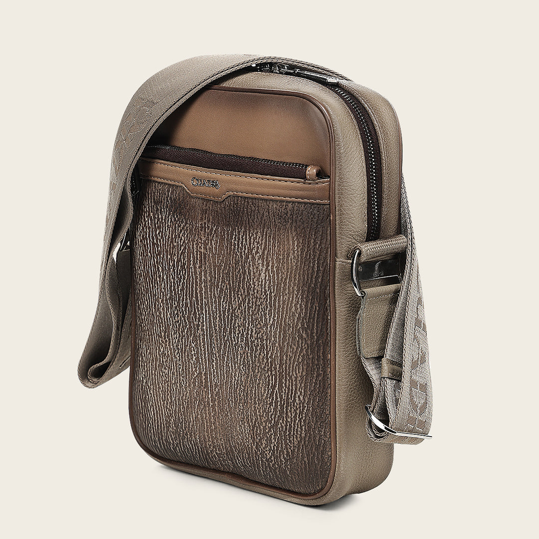 Bandolera en piel genuina de tiburón para caballero