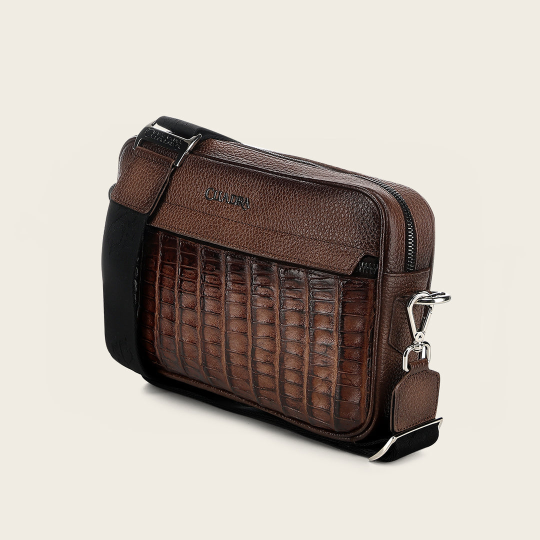 Documentera en piel genuina de fuscus para caballero