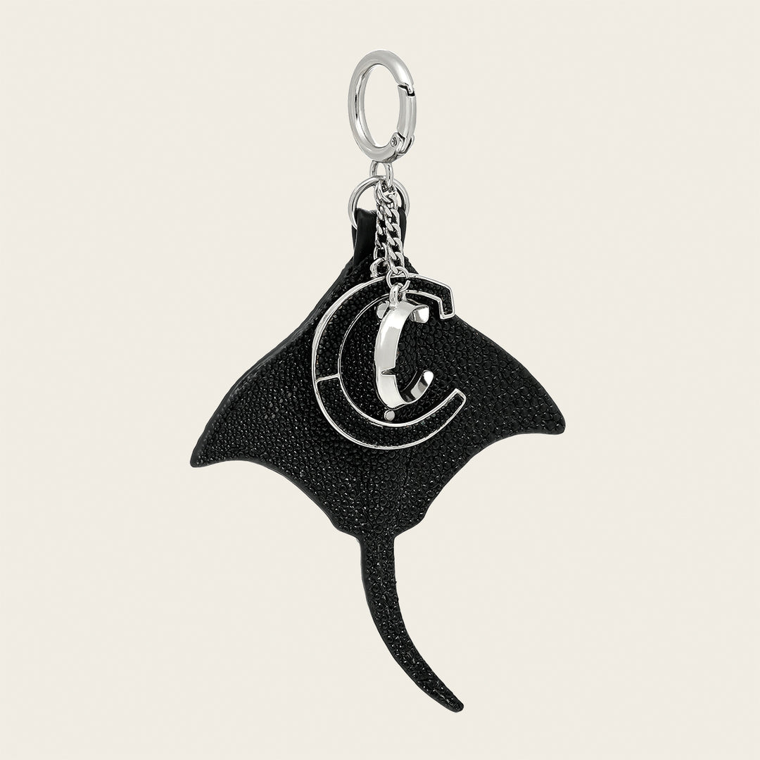 Charm de mantarraya en piel genuina de mantarraya para dama