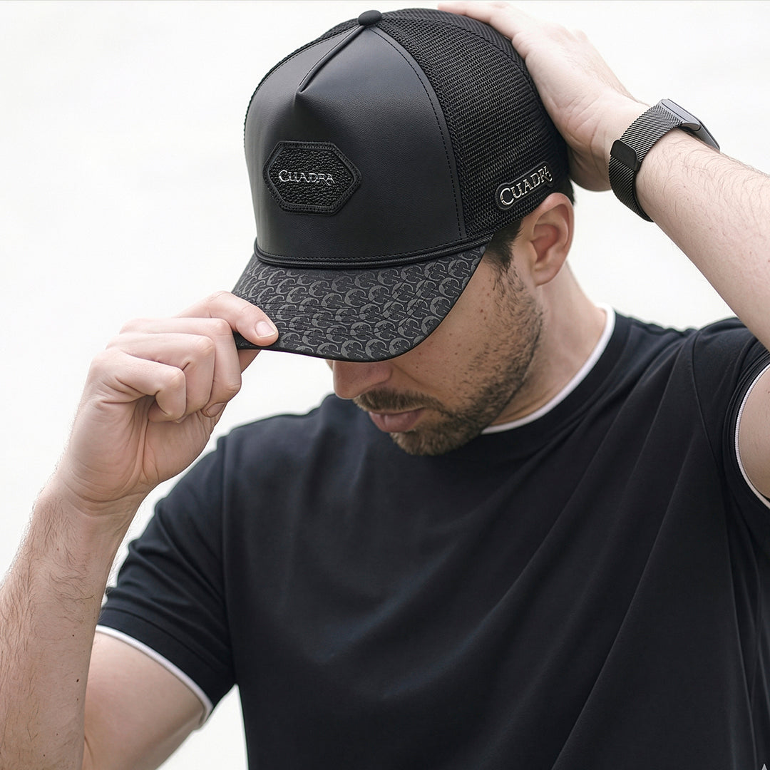 Gorra en piel genuina de mantarraya