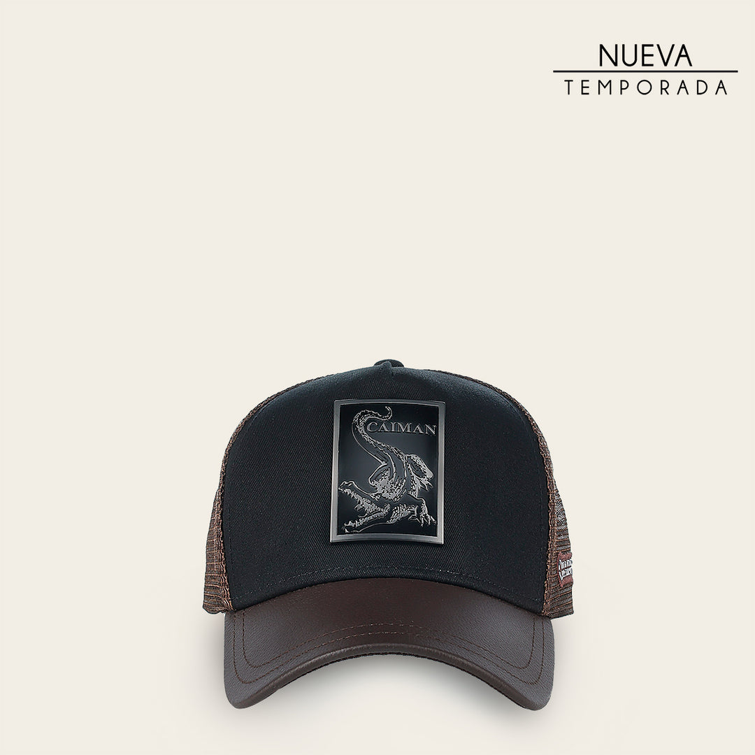 Gorra en piel genuina con diseño de caimán