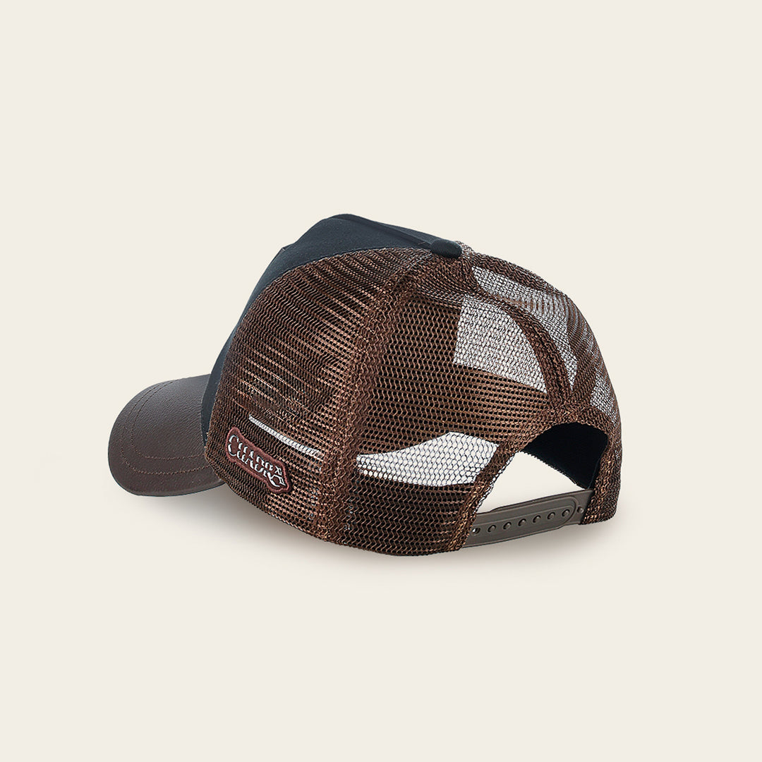 Gorra en piel genuina con diseño de caimán