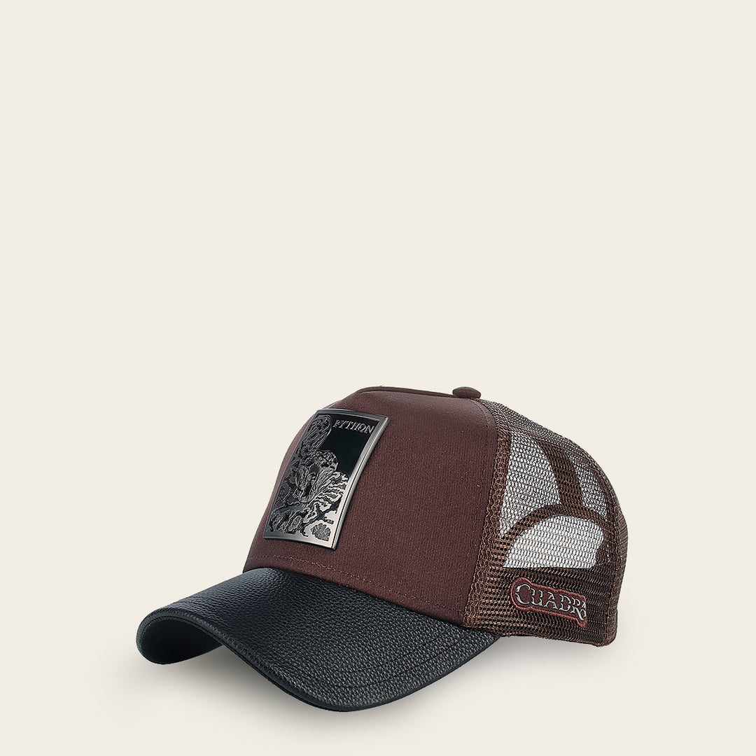 Gorra en piel genuina con diseño de pitón