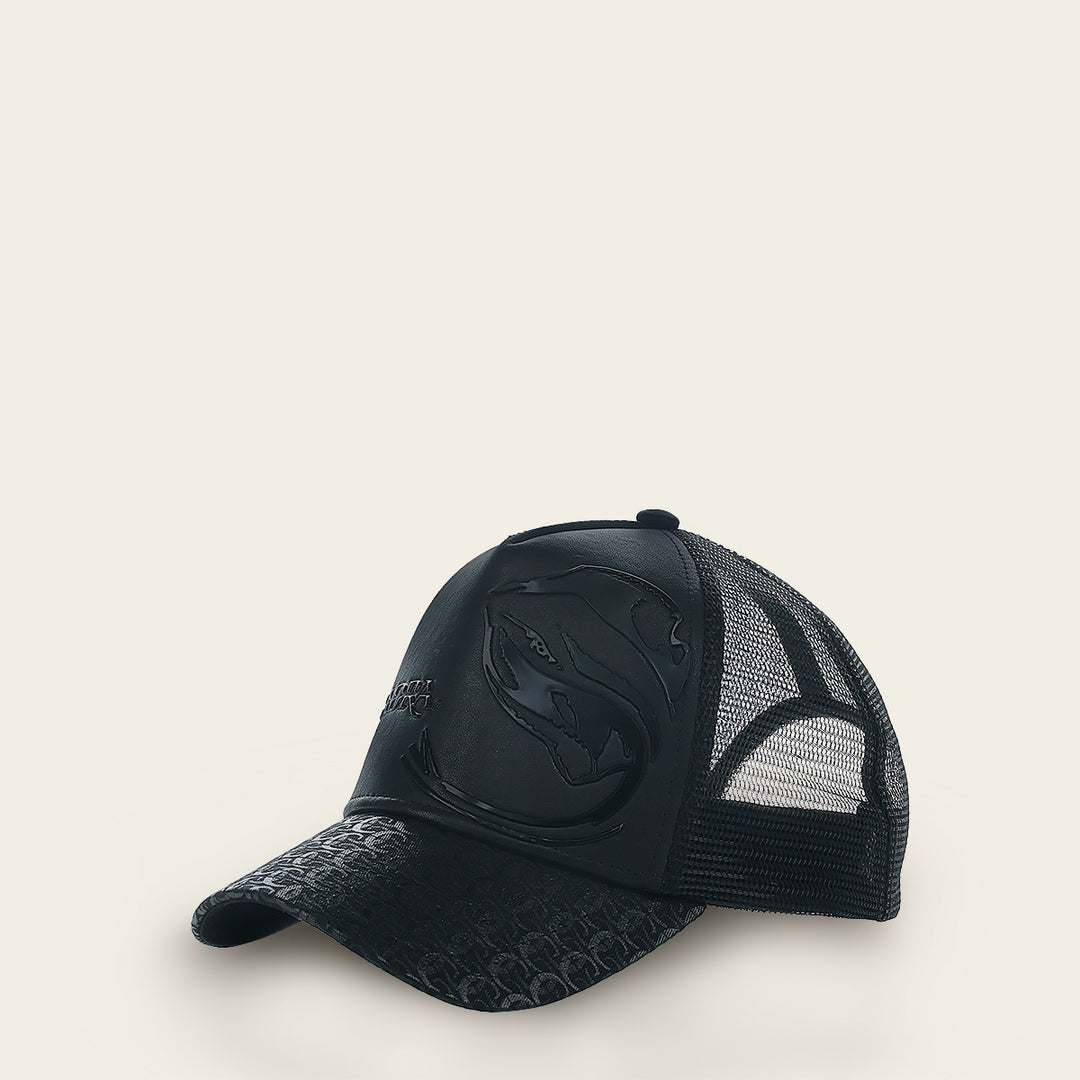 Gorra en piel genuina con diseño de mantarraya