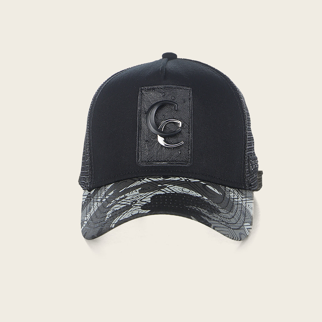 Gorra Cuadra con parche en piel de avestruz