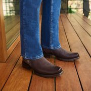 Bota urbana en piel genuina para caballero. Botas y Botines 