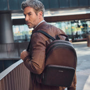 Mochila en piel genuina para caballero Bolsos y Maletas 