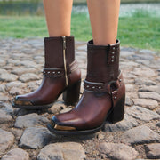 Botín biker en piel genuina para dama Botas y Botines 